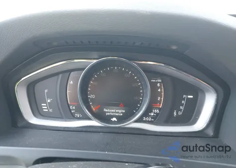 2018 Volvo V60 Cross Country T5 z USA, uszkodzony, nr VIN YV440MWK7J2054691